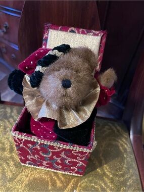 Vintage 2002 Boyds Bears Jack B Twinkletune Musical Jack in the Box